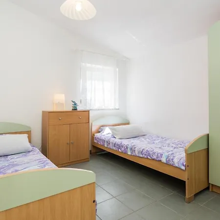 Two-bedroom In 비르